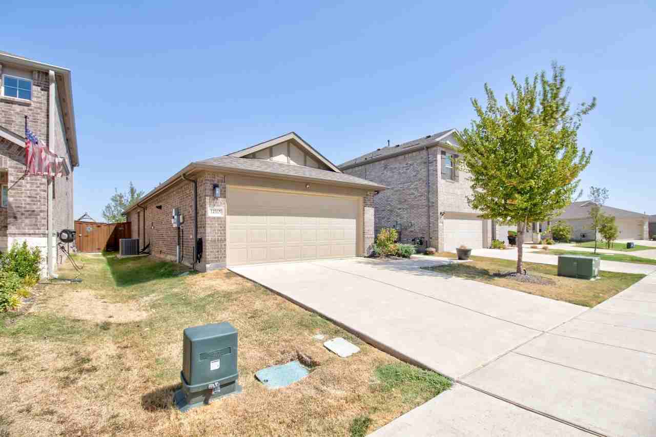 14165 Calderwood St - Photo 2 of 25