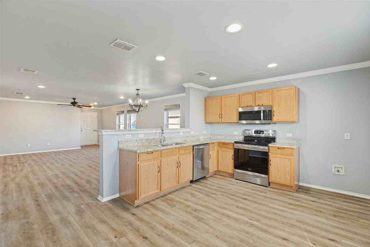 409 Bonnie Ct - Photo 7 of 20