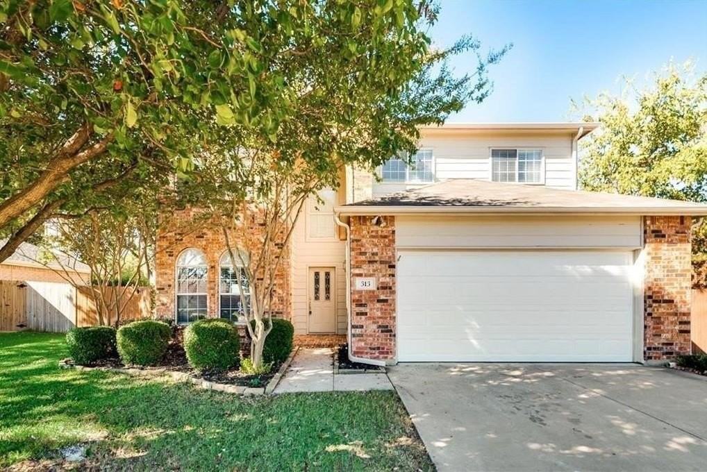 313 Londonderry Ln