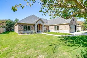 featured image of 908 Meadowlark Ln