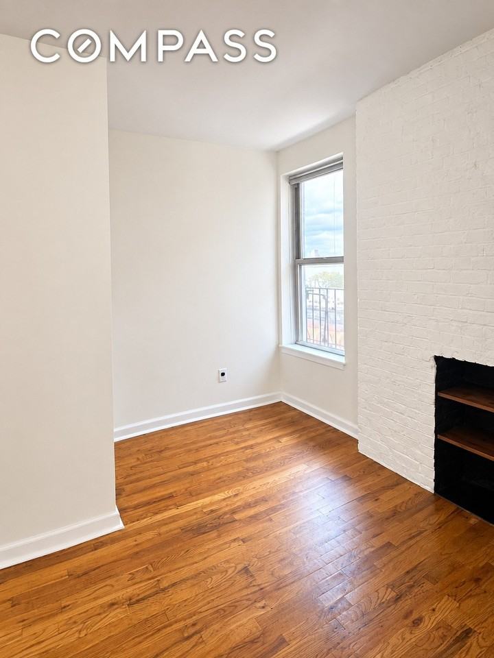 304 W 10th St #5C - Photo 4 of 9