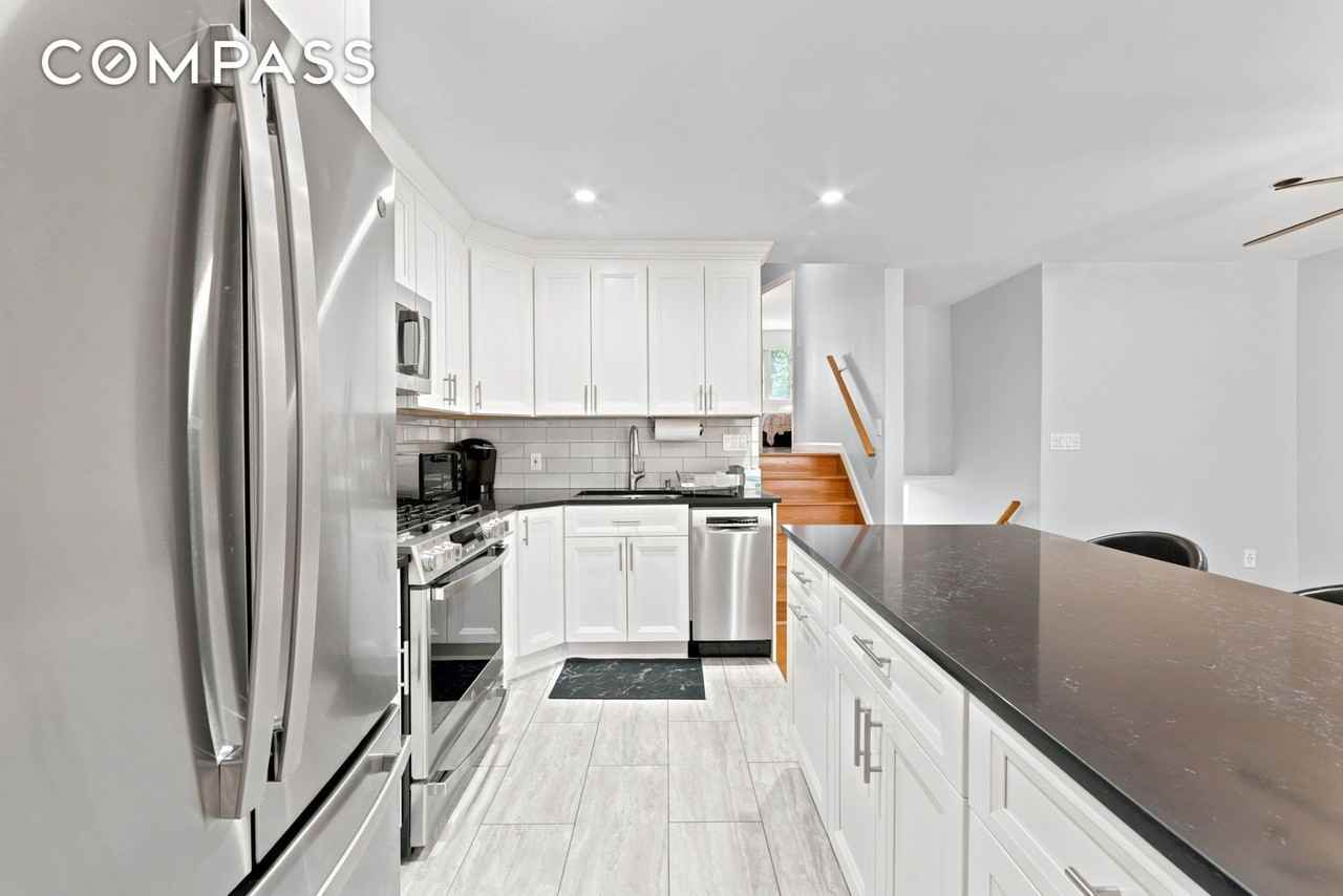 120 97th St #2 - Photo 6 of 15