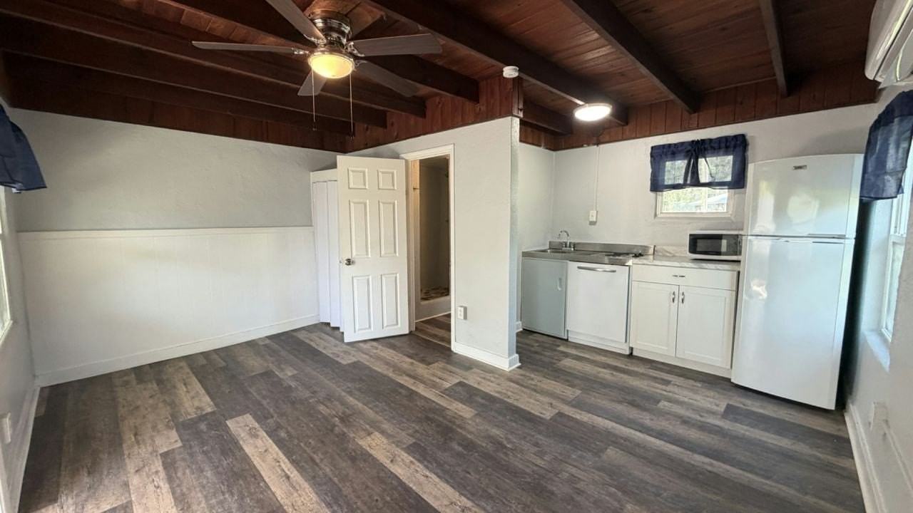 14035 W River Road Cabin B - Photo 5 of 5