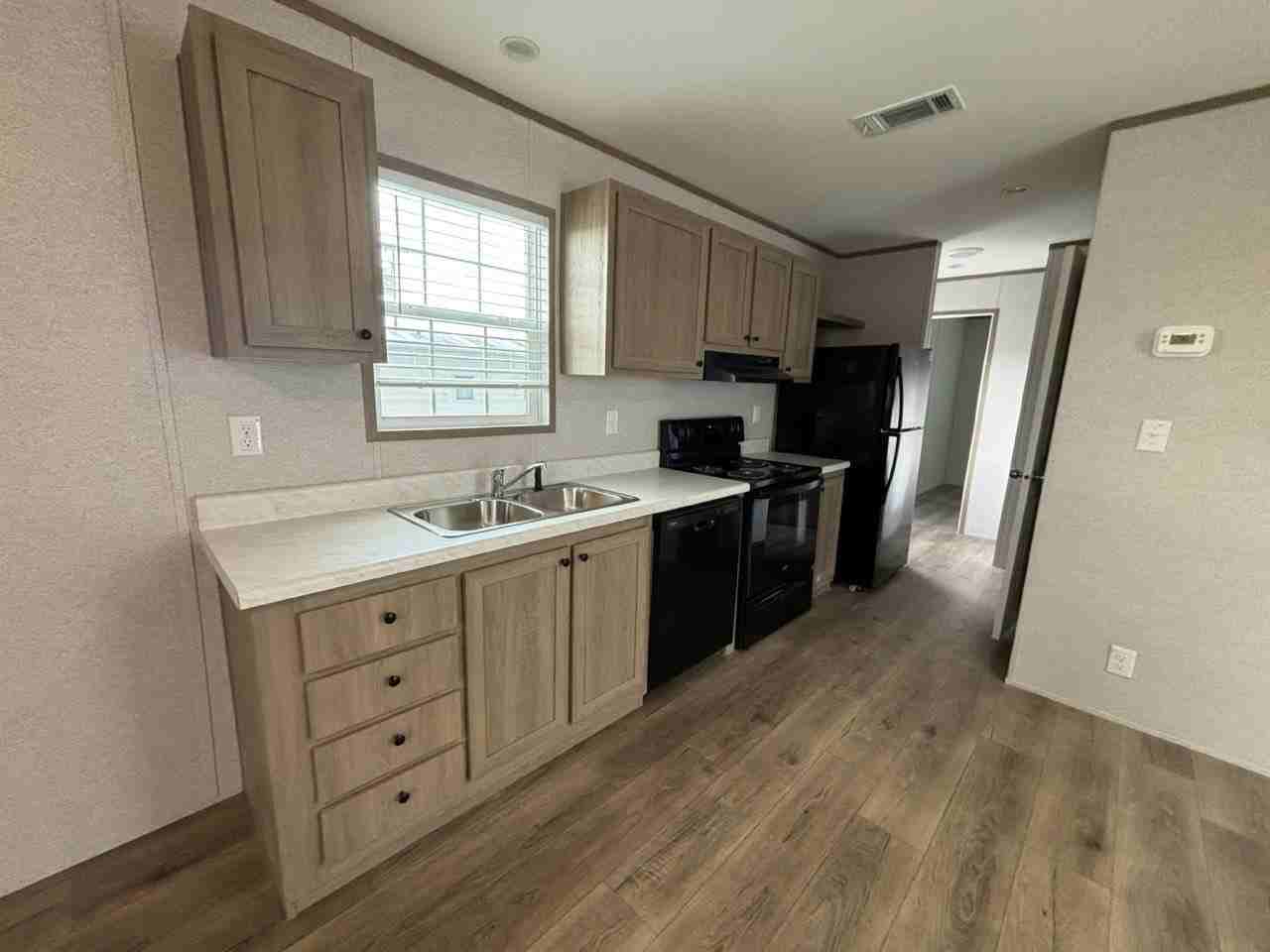 28 N Lake Side #219 - Photo 3 of 10