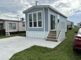 featured image of 39 Connie Dr #34