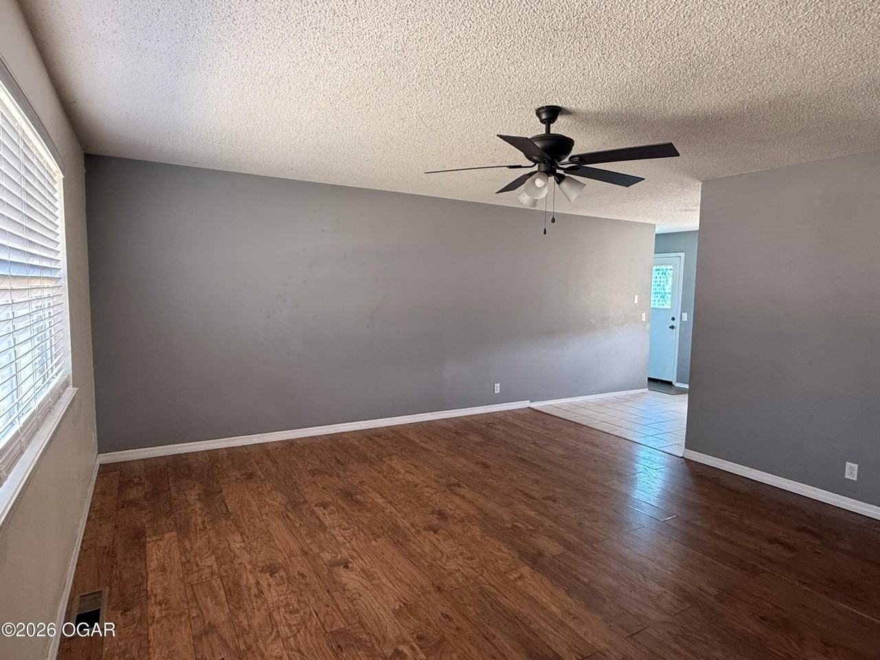 115 Bulger Dr - Photo 2 of 12