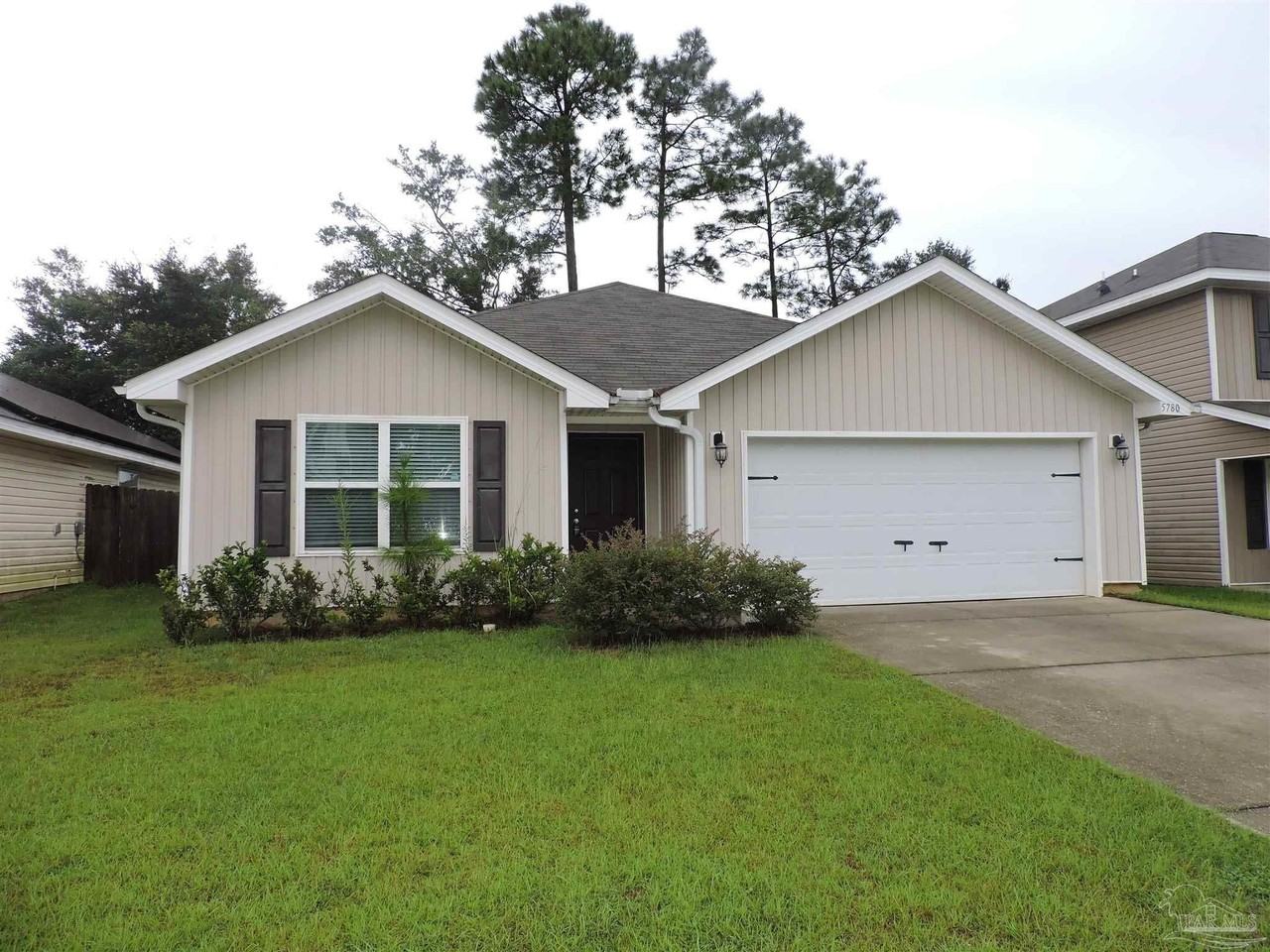5780 Blackhorse Cir