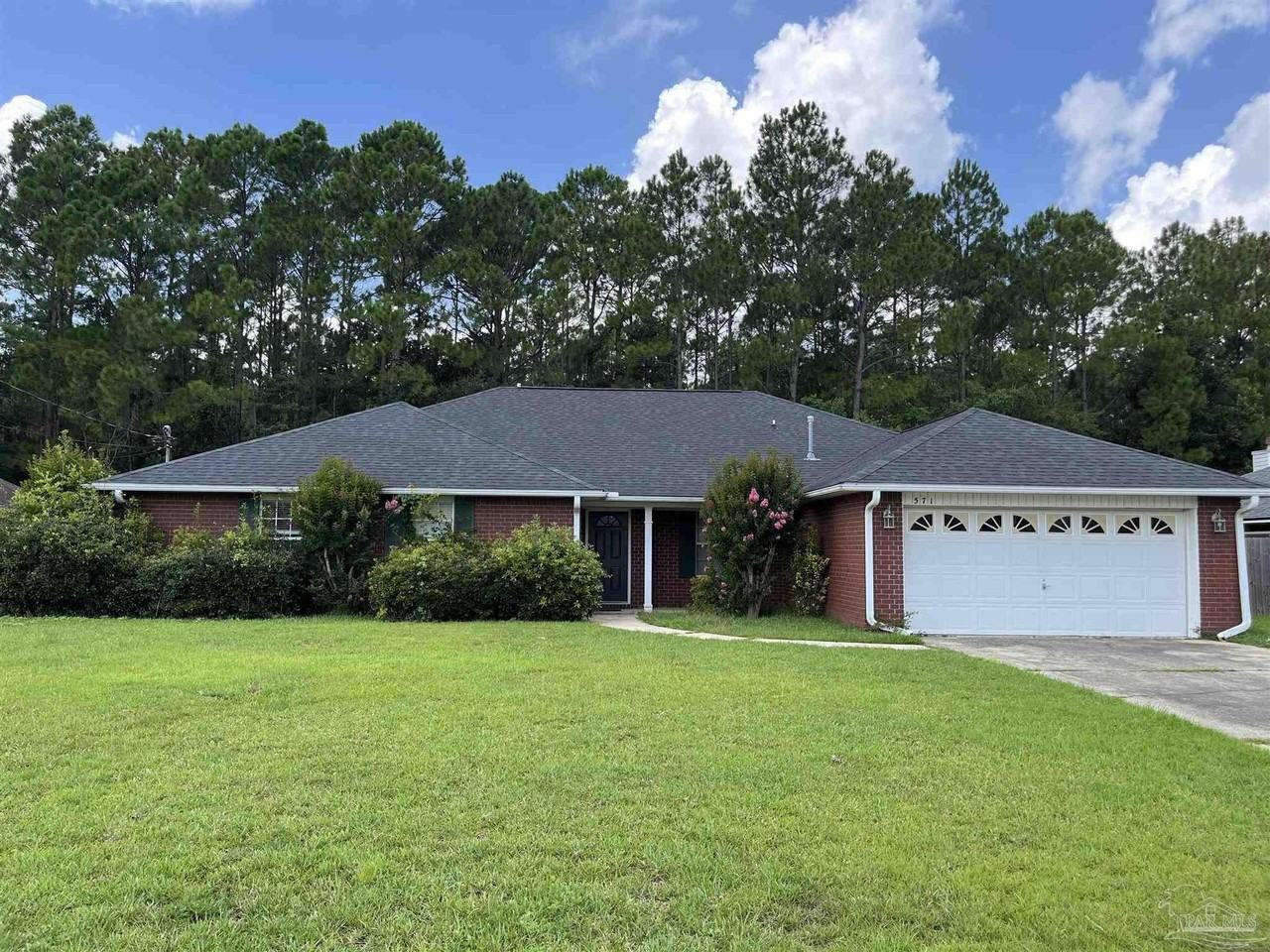 571 Riola Pl