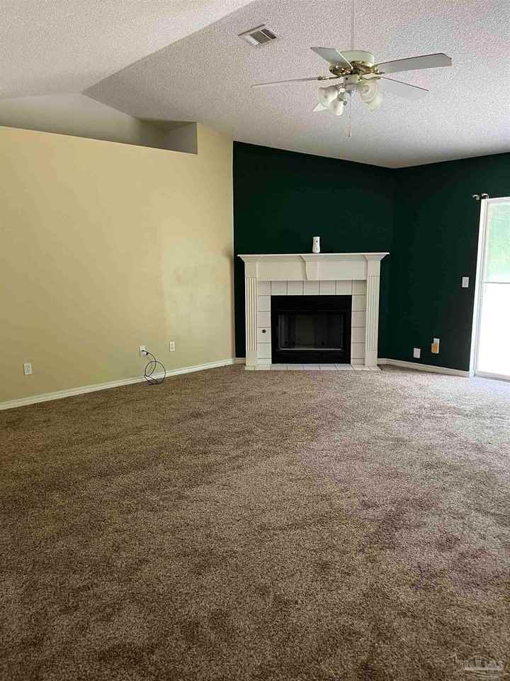 571 Riola Pl - Photo 2 of 9