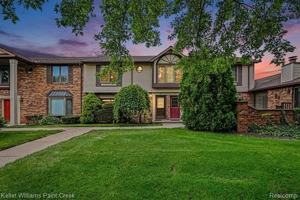 featured image of 2232 London Bridge Dr