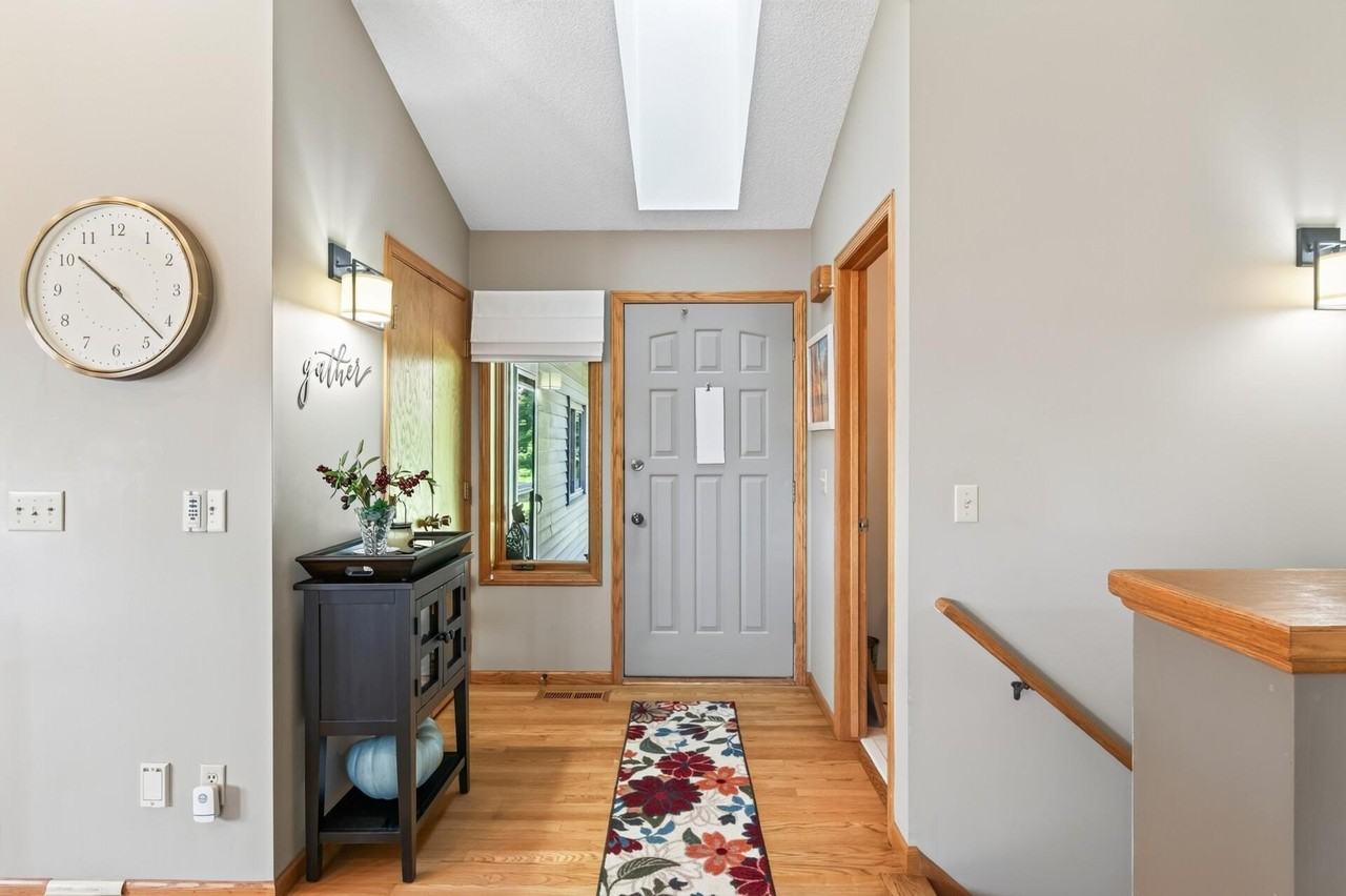 14372 Heather Rdg - Photo 2 of 37