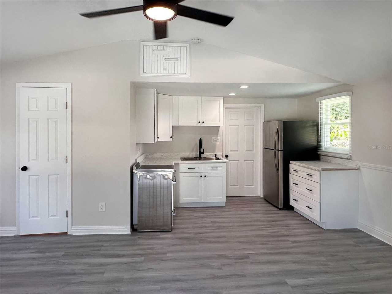 1818 Worrington St #2 - Photo 2 of 15