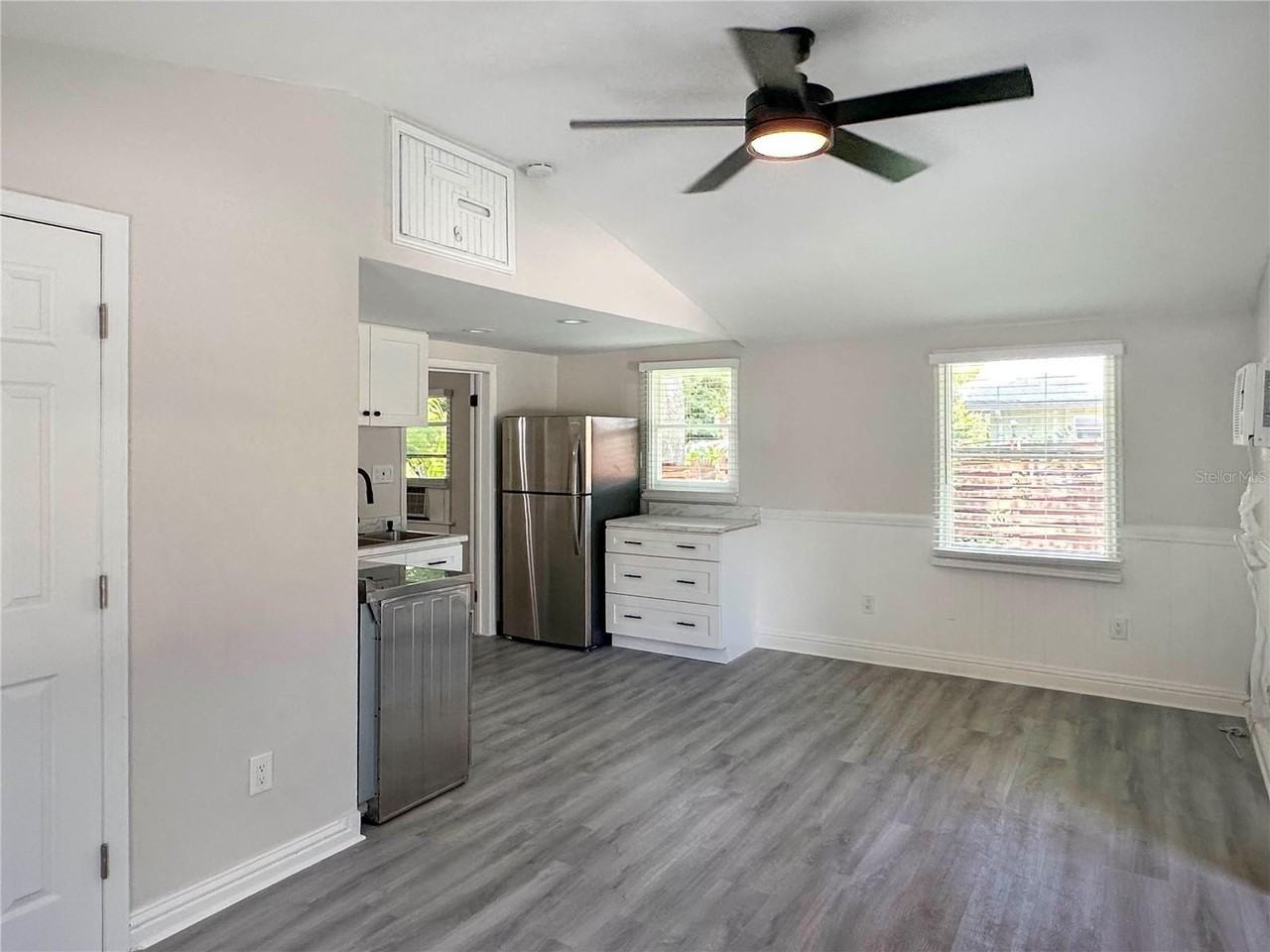 1818 Worrington St #2 - Photo 3 of 15