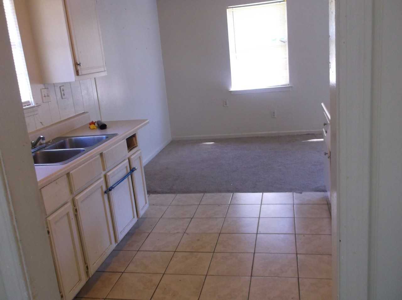 3715 Edgefield Cv - Photo 4 of 16