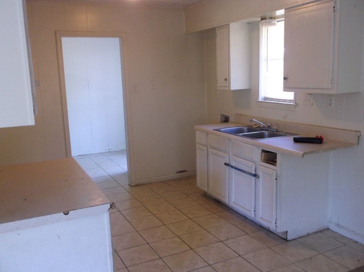 3715 Edgefield Cv - Photo 5 of 16