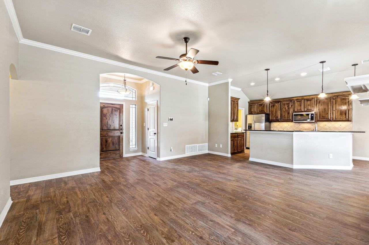 1617 Shadow Canyon Dr - Photo 5 of 24