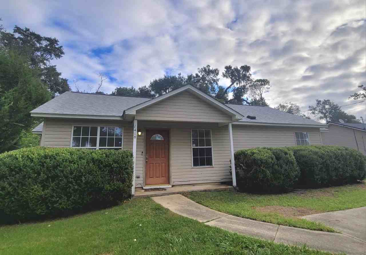 1418 Glenda Dr