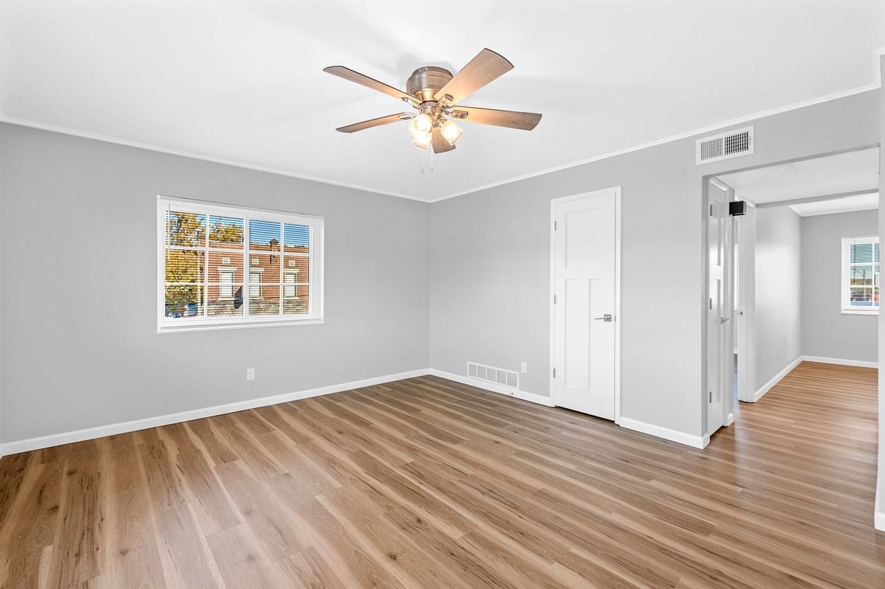6244 Gravois Ave - Photo 5 of 20