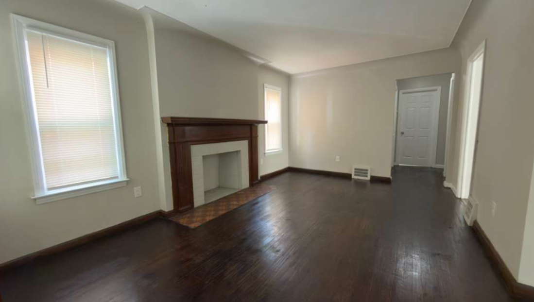 8276 Sussex St - Photo 2 of 12