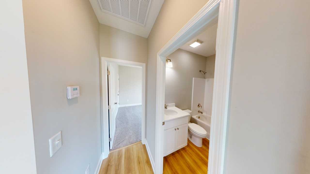 1052 Moen Loop - Photo 4 of 24