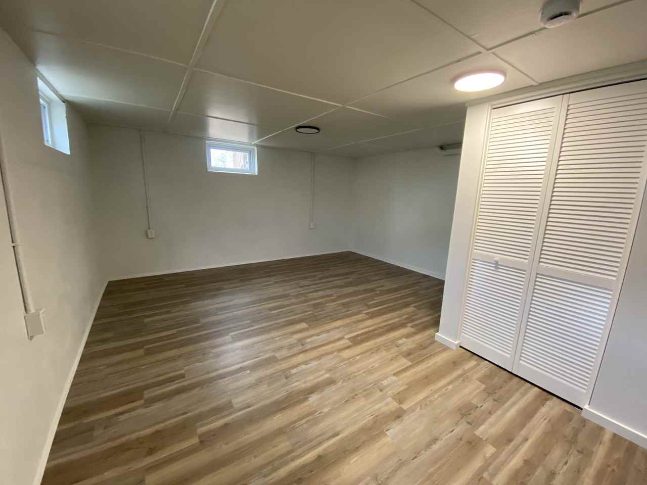 1527 W 11th Ave #BSB - Photo 6 of 10