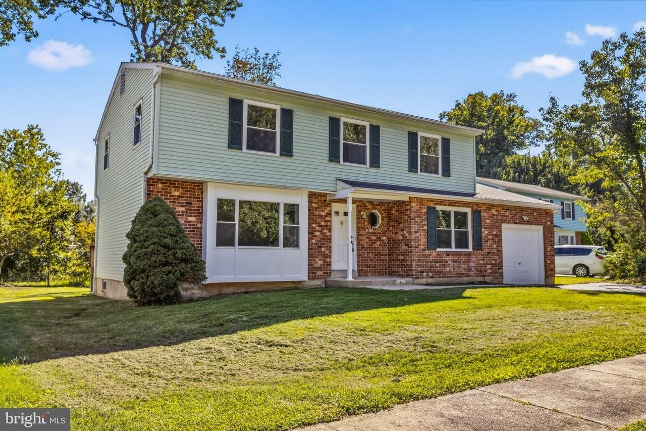 5 Firethorn Ct - Photo 3 of 46