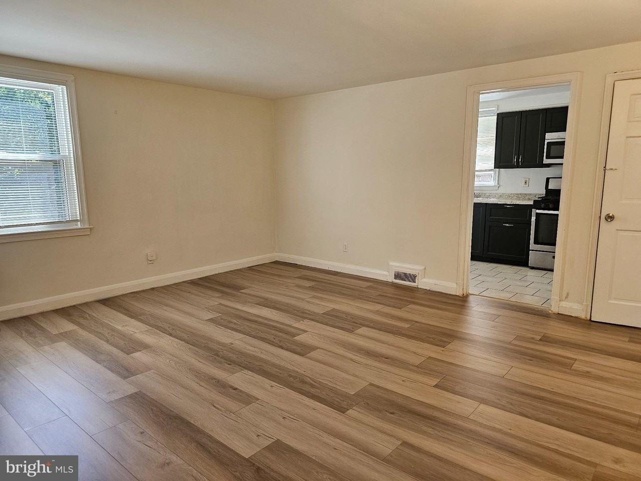 501 Milford Mill Rd #1 - Photo 4 of 23