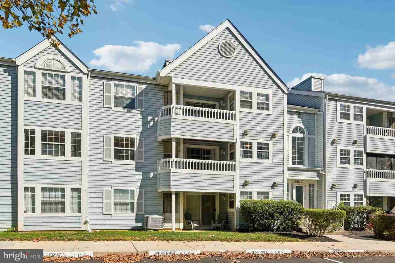 8613 Falls Run Rd #E - Photo 3 of 34
