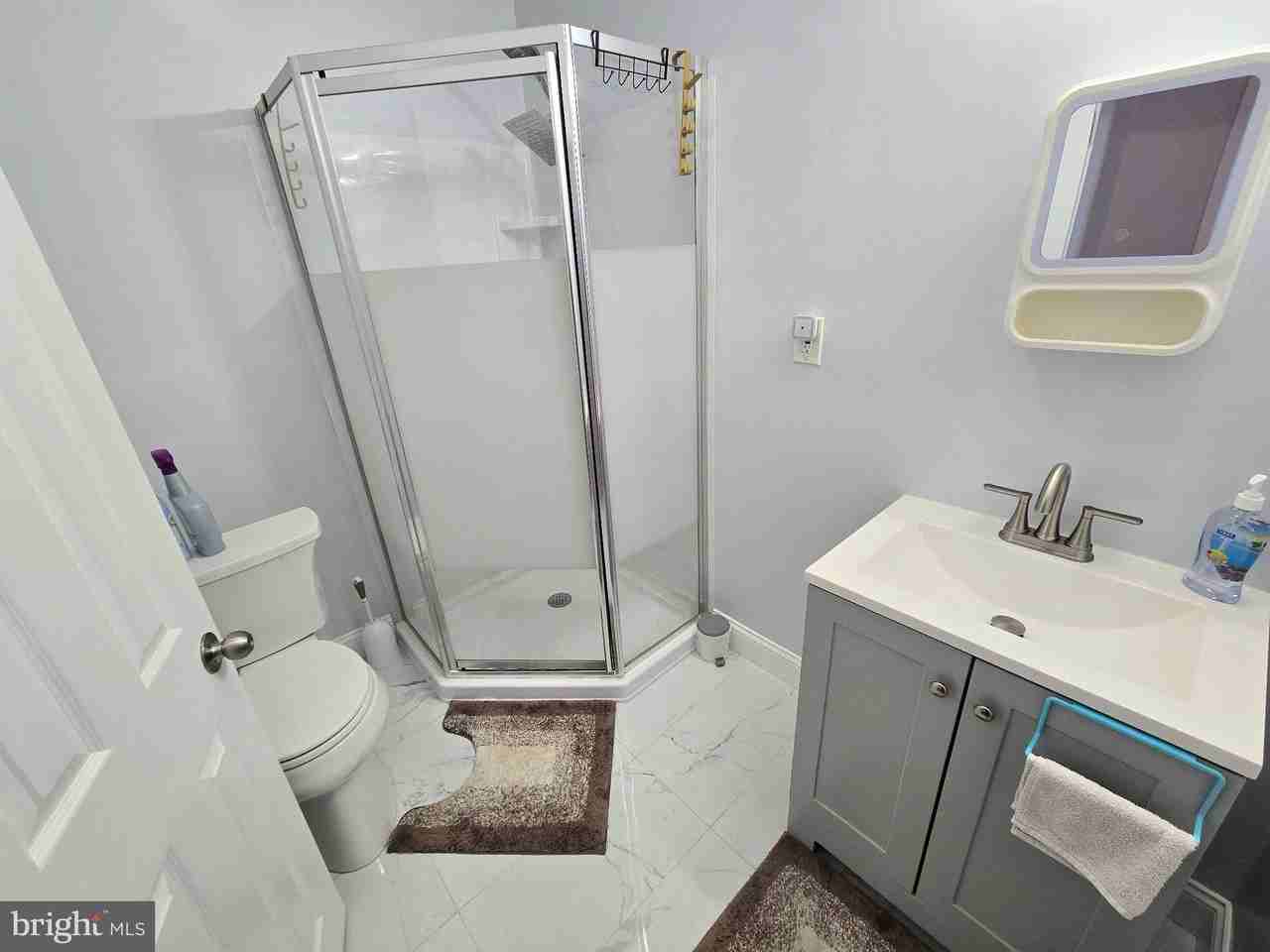2301 Woodlynne Ave Unit A - Photo 6 of 20