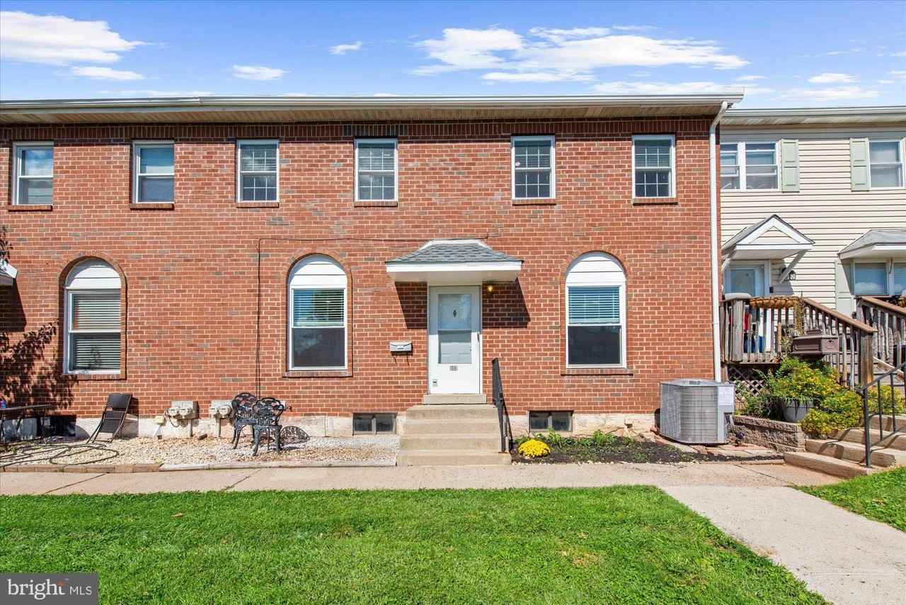 213 Whitpain Hls - Photo 3 of 31