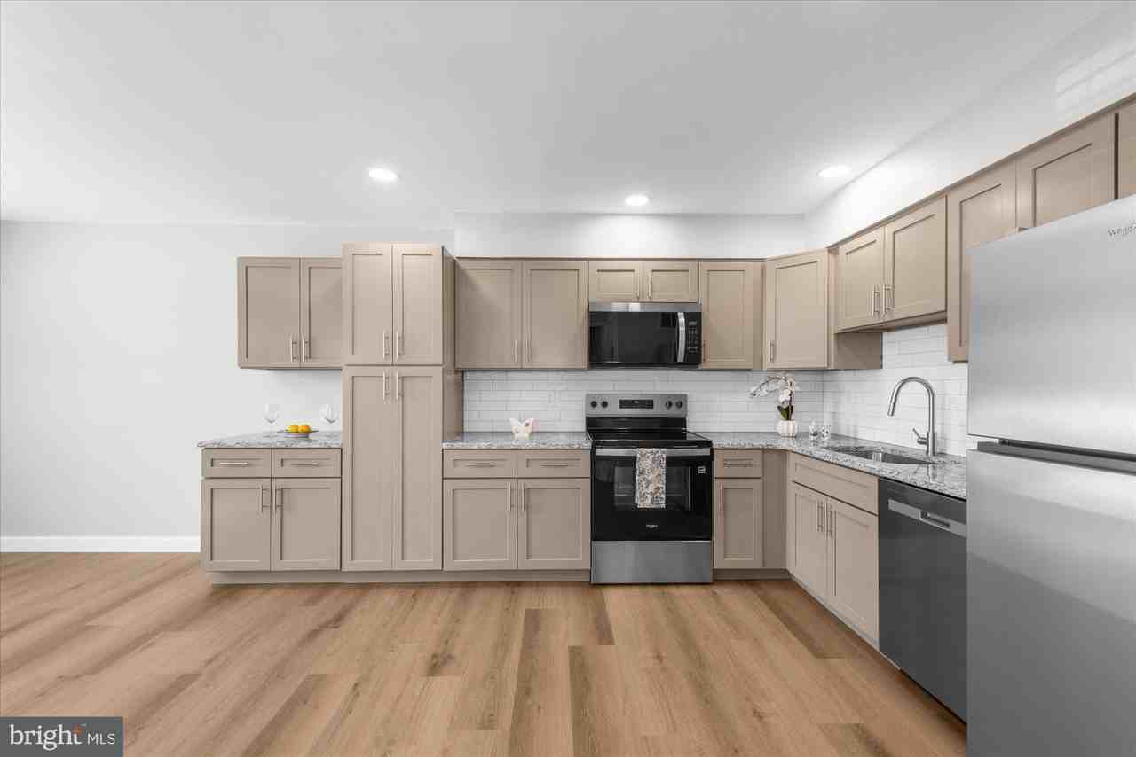 213 Whitpain Hls - Photo 6 of 31