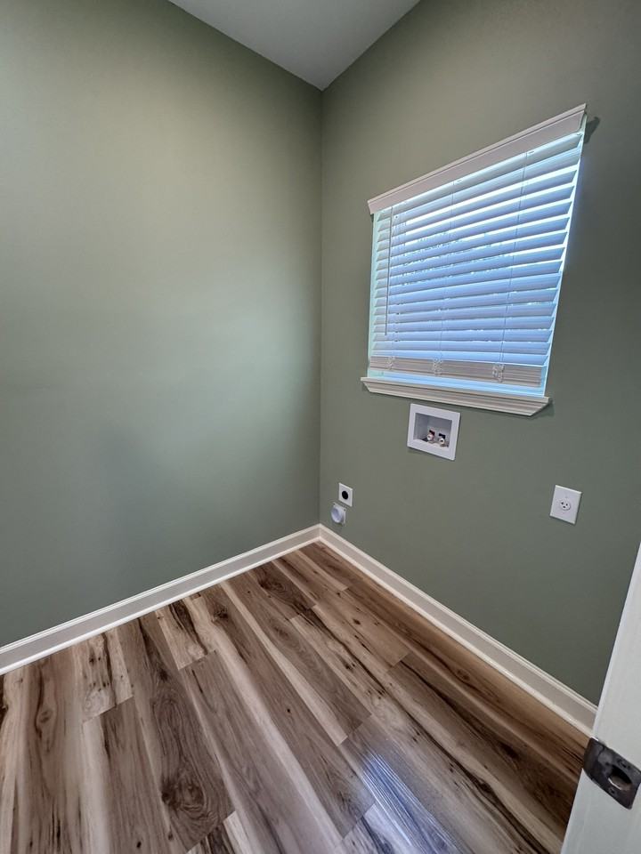 409 W Wood St #B - Photo 3 of 18