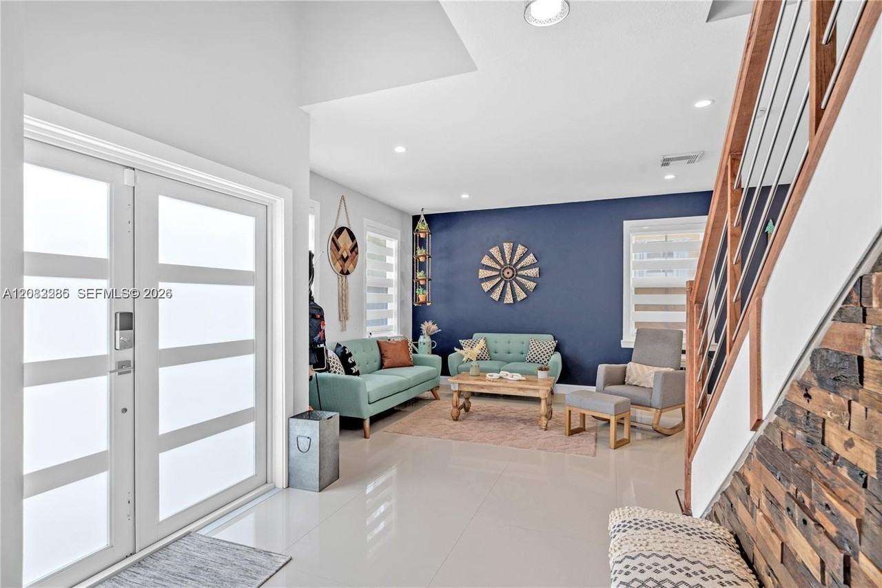 15878 Sw 61st Way - Photo 2 of 27