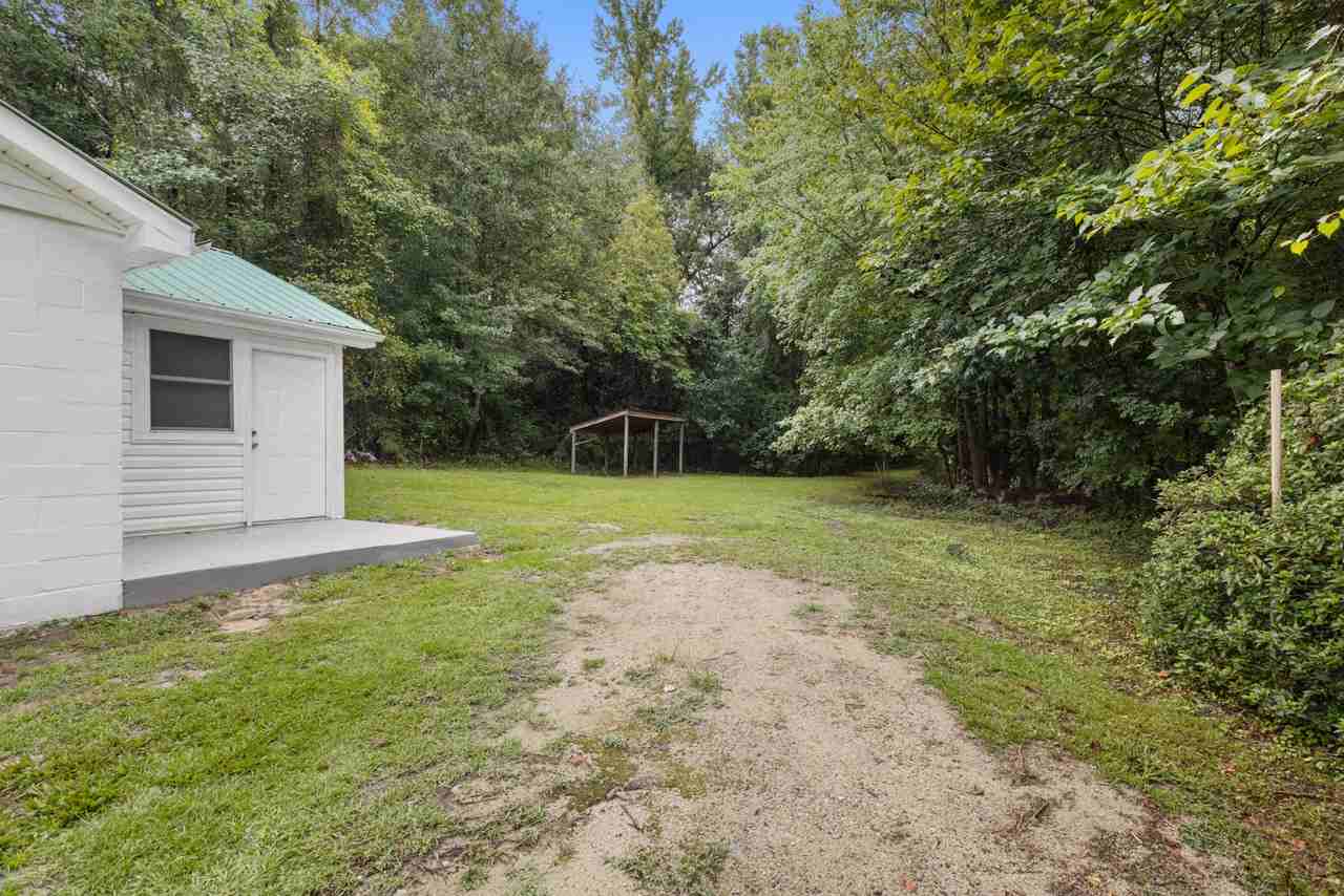 2641 Burgaw Hwy - Photo 4 of 14