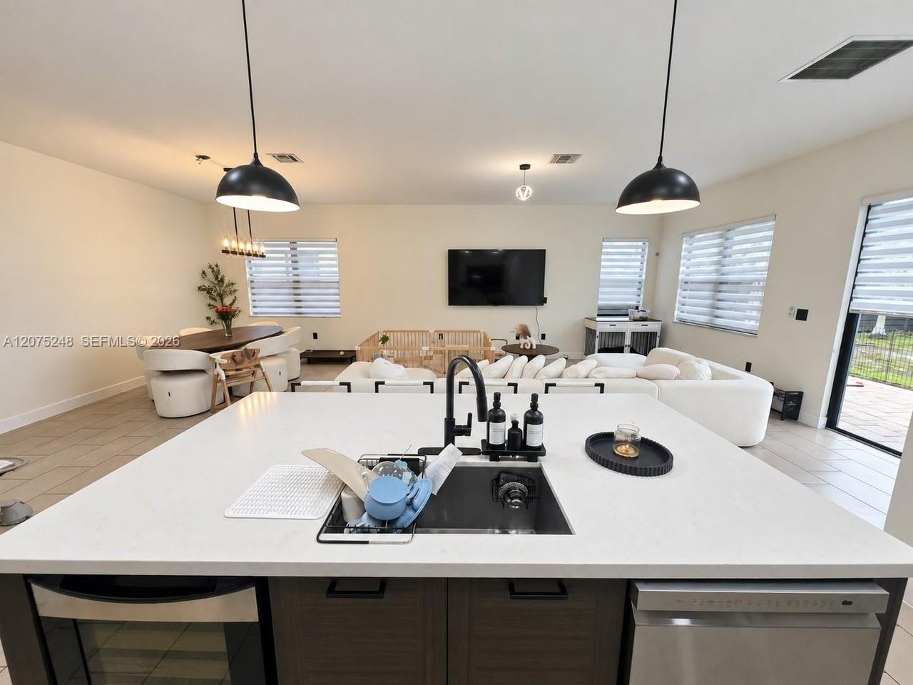 13655 Sw 158th Pl - Photo 5 of 10