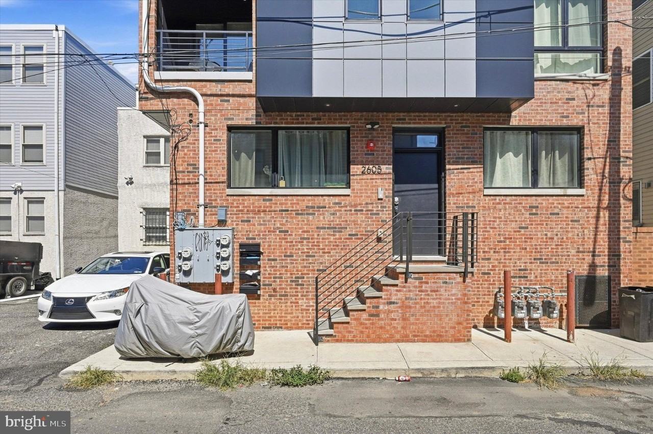 2605 Annin St #3 - Photo 2 of 15