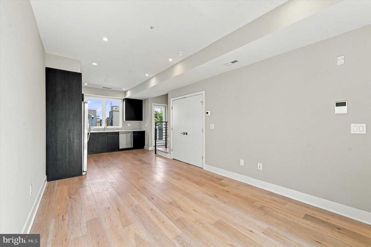 2605 Annin St #3 - Photo 4 of 15