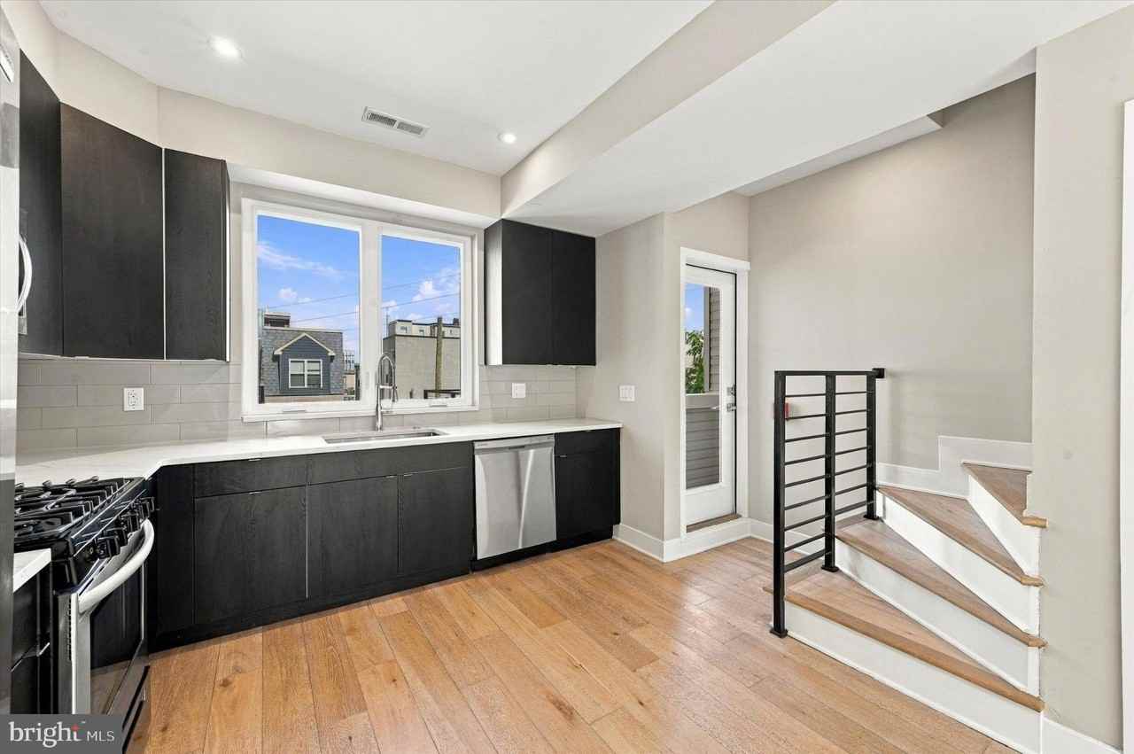 2605 Annin St #3 - Photo 7 of 15