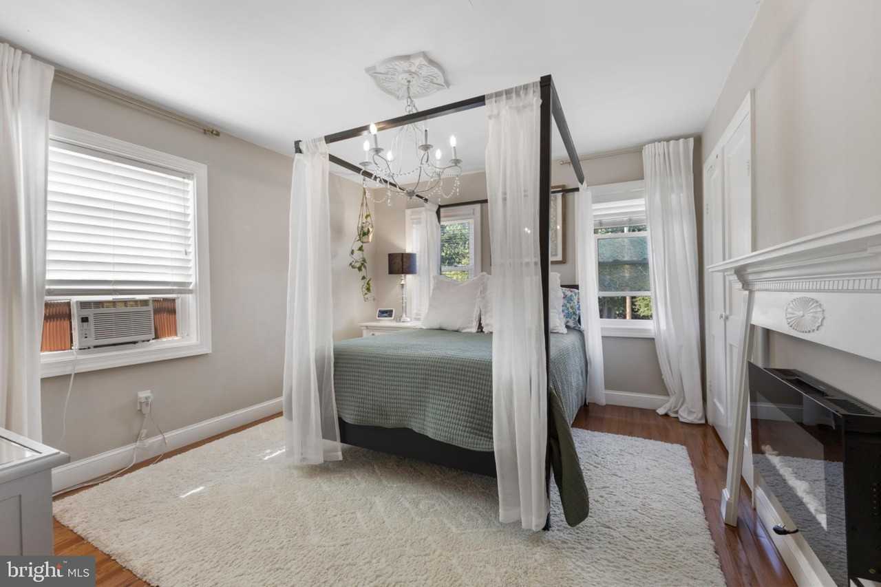 6809 Kenyon Dr - Photo 4 of 17