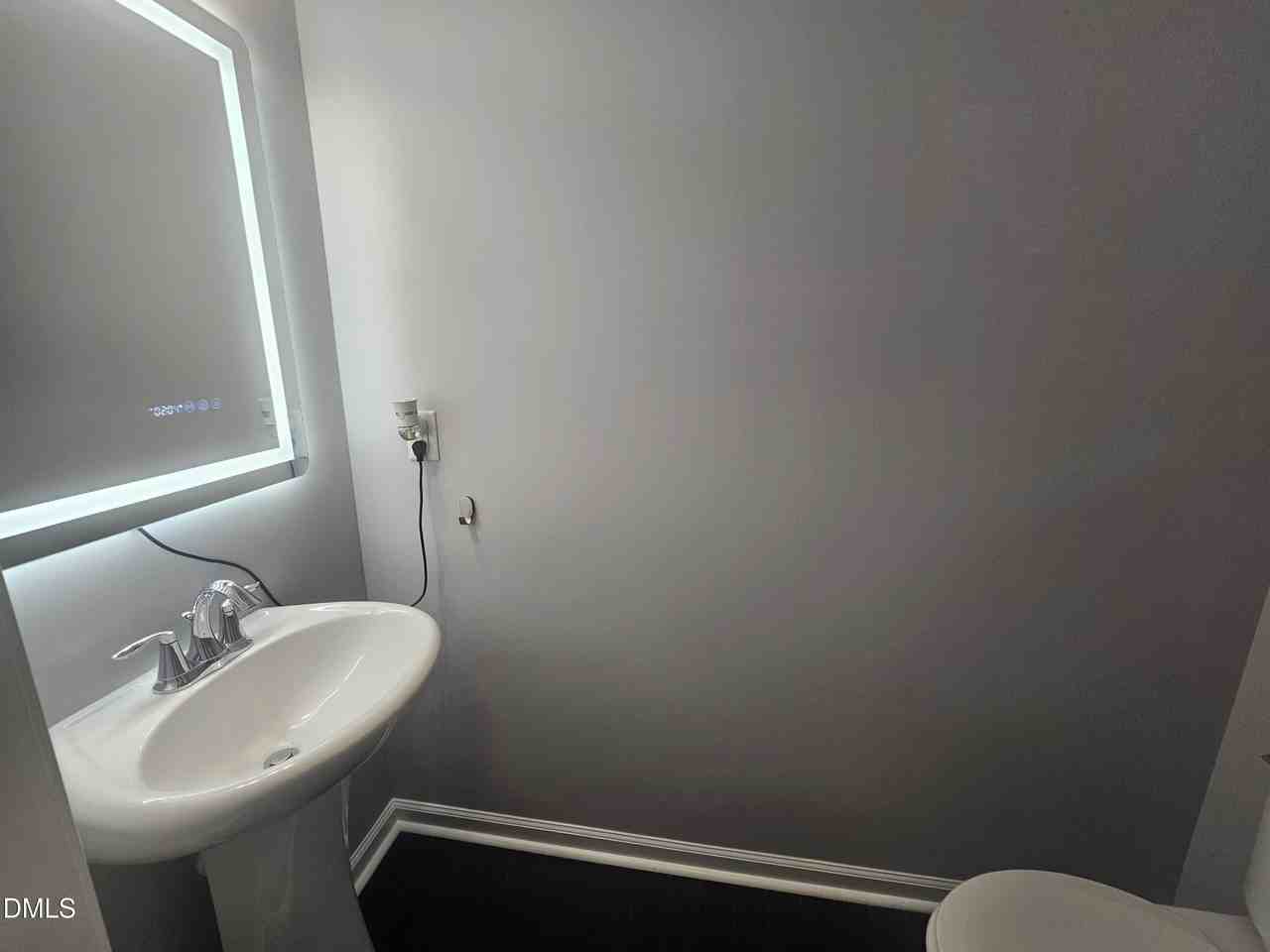 1133 Little Gem Ln - Photo 4 of 31