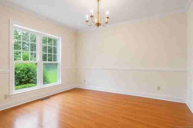 3691 Bridgewater Dr - Photo 6 of 23