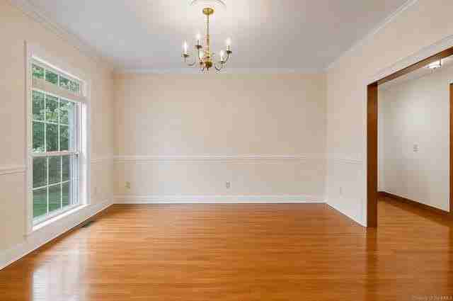 3691 Bridgewater Dr - Photo 7 of 23
