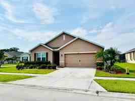 featured image of 2251 Garfield Dr Sw