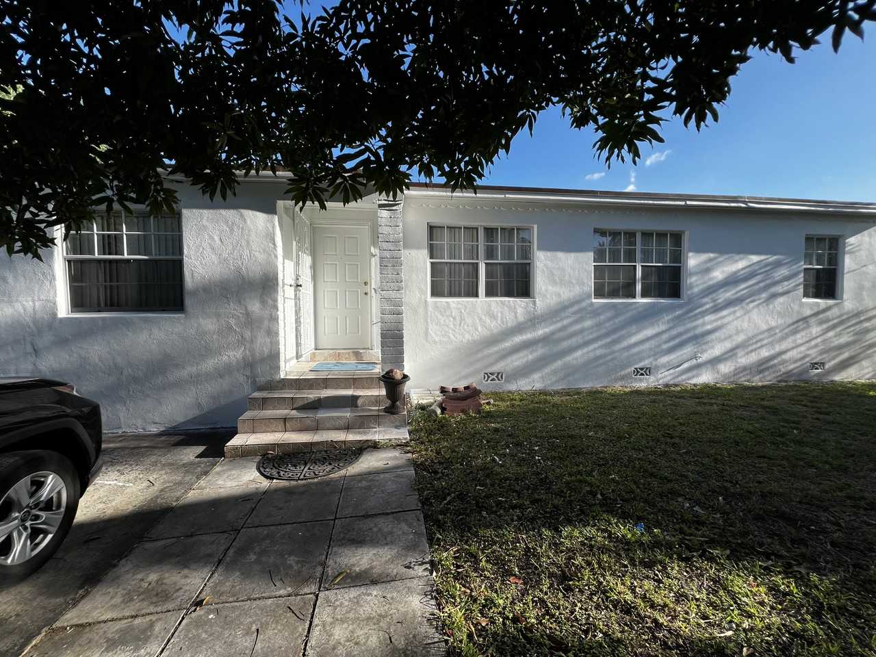 1125 Nw 144th St