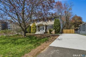 featured image of 19 Mill St ## 21