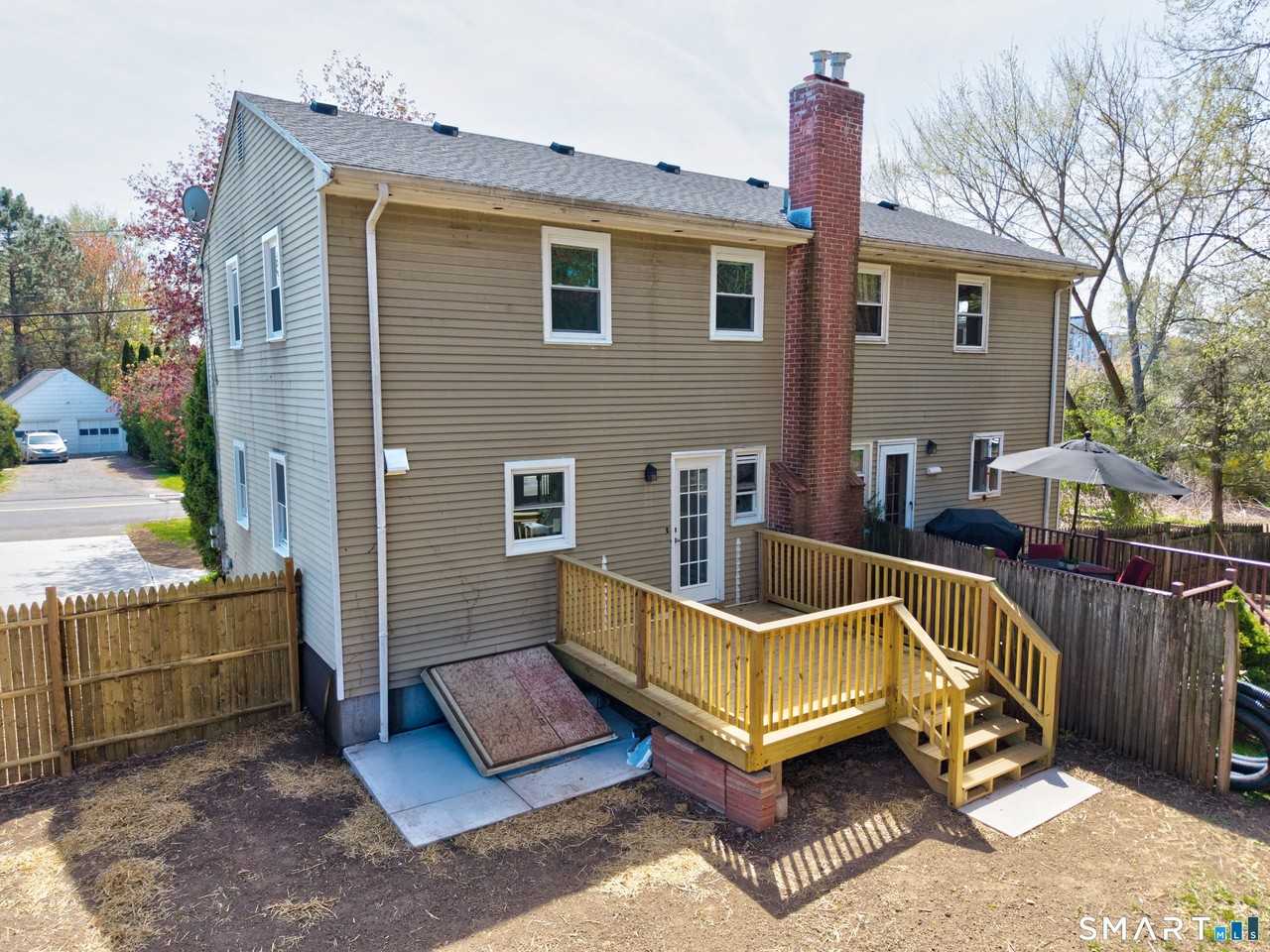 19 Mill St ## 21 - Photo 4 of 34