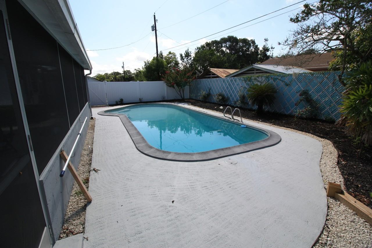390 Lilac Rd #1 - Photo 6 of 14
