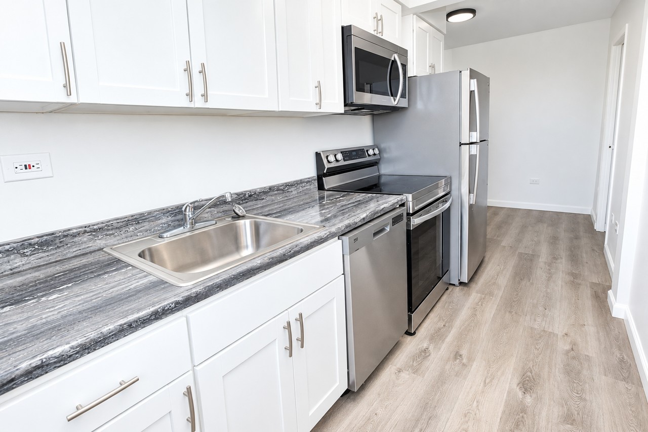 909 California AvenueApt. 208 #208 - Photo 3 of 11