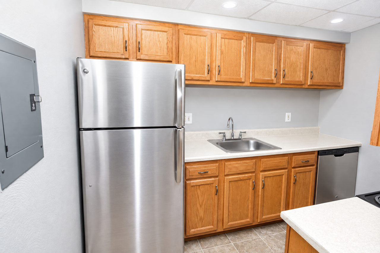 3910 OLD WILLIAM PENN HIGHWAYAPT 111 #111 - Photo 4 of 11
