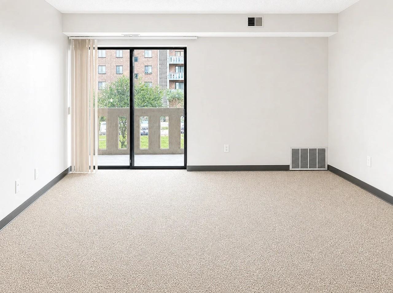 3910 OLD WILLIAM PENN HIGHWAYAPT 123 #123 - Photo 2 of 11
